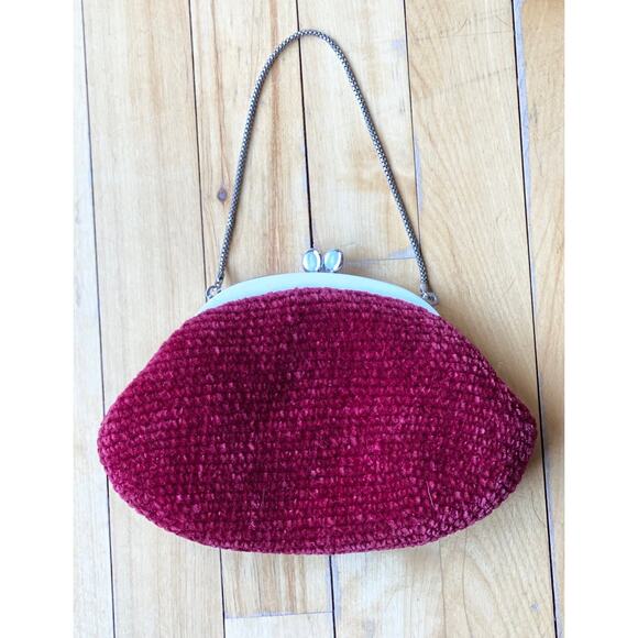 1950s Vintage Red Velvet Chenille Handbag, Pearly Kiss Lock Closure, Evening Bag - Picture 1 of 8